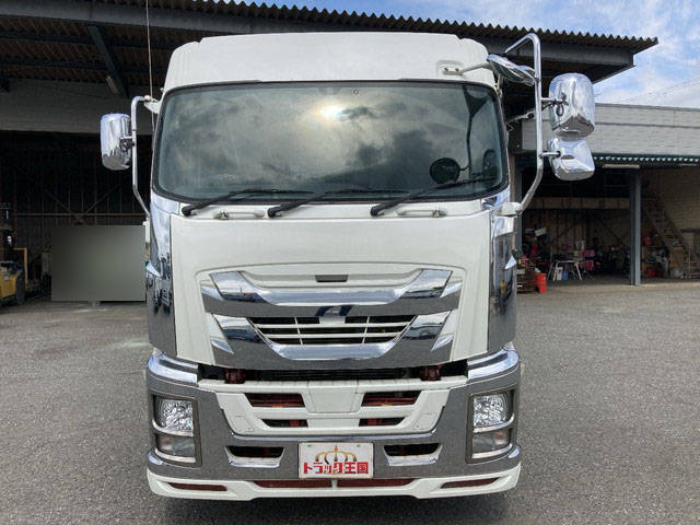 いすゞギガトレーラーヘッド（トラクターヘッド）大型（10t）[写真07]