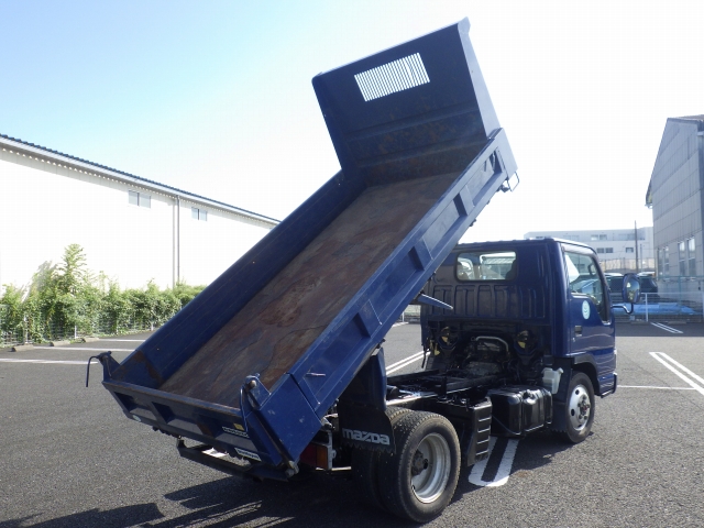 マツダタイタンダンプ小型（2t・3t）[写真02]