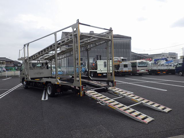 三菱ふそうキャンターキャリアカー小型（2t・3t）[写真02]