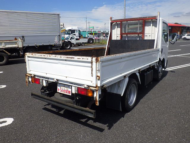 日産アトラス平ボディ小型（2t・3t）[写真02]