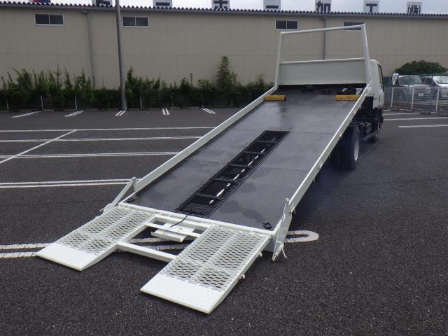 三菱ふそうキャンターセーフティローダー小型（2t・3t）[写真02]