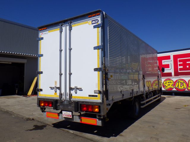 三菱ふそうファイター冷蔵冷凍ウイング中型（4t）[写真02]