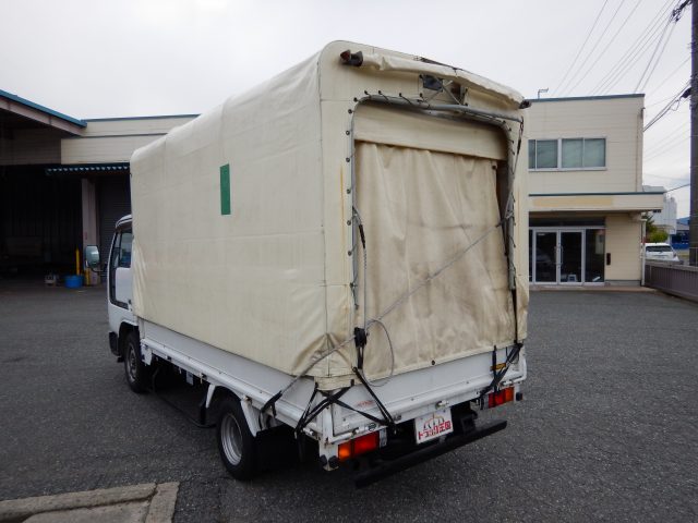日産アトラス幌ウイング小型（2t・3t）[写真02]