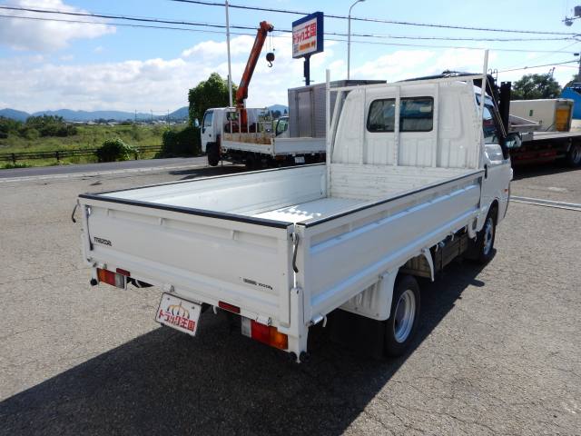 マツダボンゴ平ボディ小型（2t・3t）[写真02]