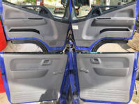 三菱ふそうキャンターガッツダブルキャブ（Wキャブ）小型（2t・3t）[写真17]