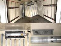 いすゞエルフ冷凍車（冷蔵車）小型（2t・3t）[写真10]