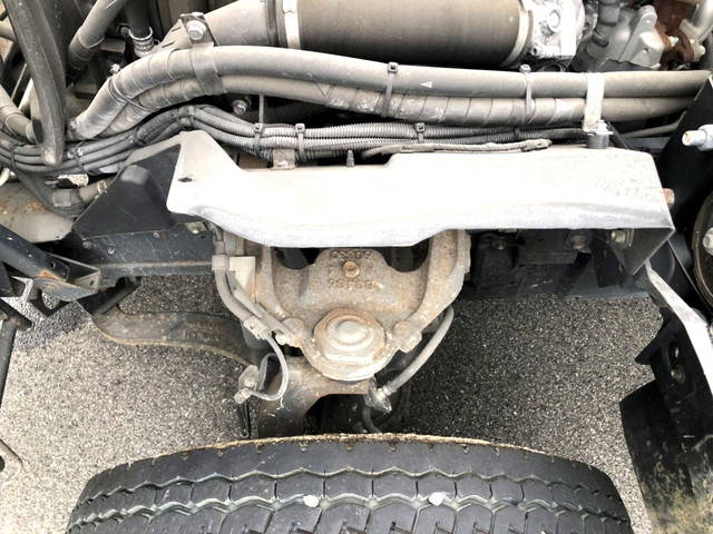 いすゞエルフ冷凍車（冷蔵車）小型（2t・3t）[写真15]