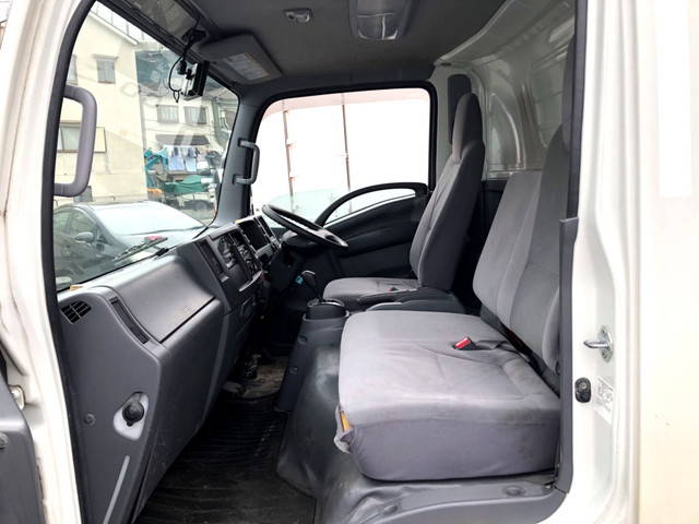 いすゞエルフ冷凍車（冷蔵車）小型（2t・3t）[写真19]