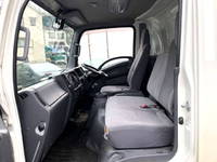 いすゞエルフ冷凍車（冷蔵車）小型（2t・3t）[写真19]