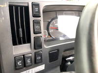 いすゞエルフ冷凍車（冷蔵車）小型（2t・3t）[写真25]