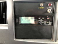 いすゞエルフ冷凍車（冷蔵車）小型（2t・3t）[写真28]