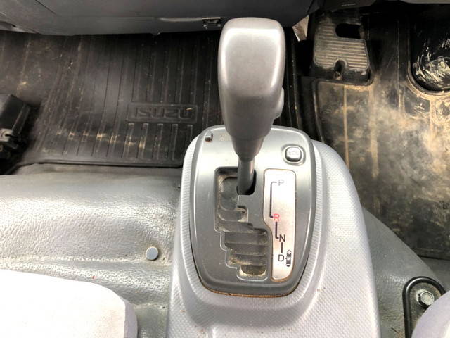 いすゞエルフ冷凍車（冷蔵車）小型（2t・3t）[写真29]