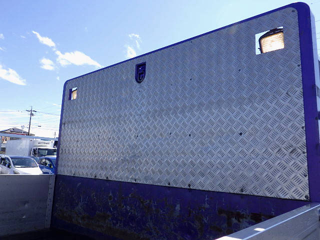 三菱ふそうファイターアルミブロック中型（4t）[写真20]