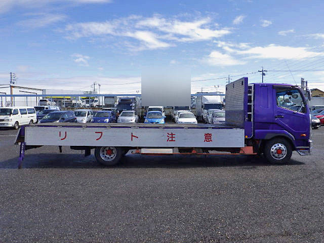 三菱ふそうファイターアルミブロック中型（4t）[写真32]