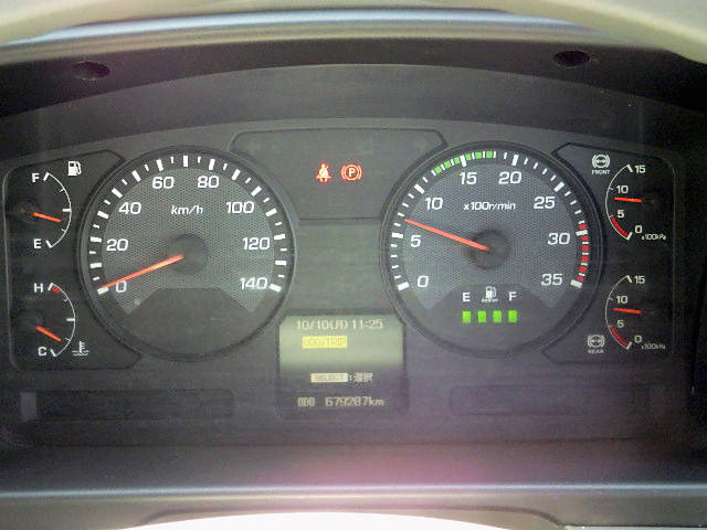 三菱ふそうファイターアルミブロック中型（4t）[写真09]