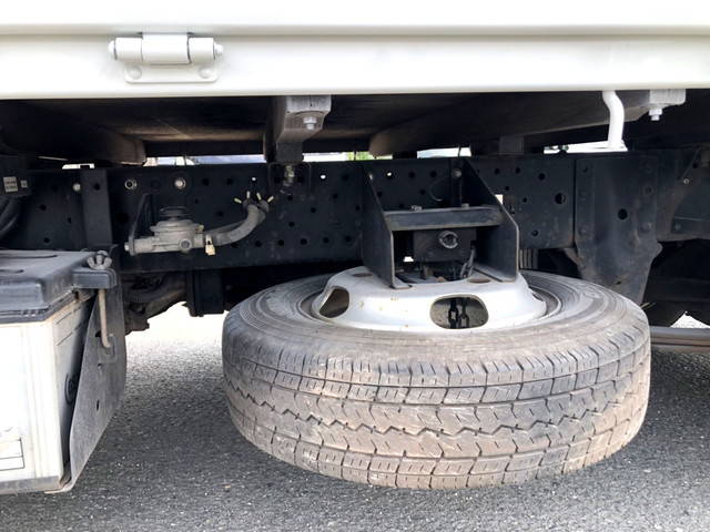 いすゞエルフ平ボディ小型（2t・3t）[写真13]