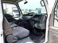 いすゞエルフ平ボディ小型（2t・3t）[写真24]