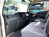 いすゞエルフ平ボディ小型（2t・3t）[写真28]