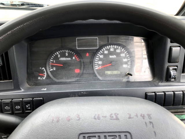 いすゞエルフ平ボディ小型（2t・3t）[写真32]