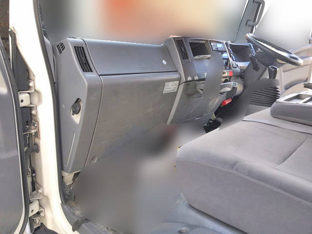 いすゞエルフアルミブロック小型（2t・3t）[写真14]