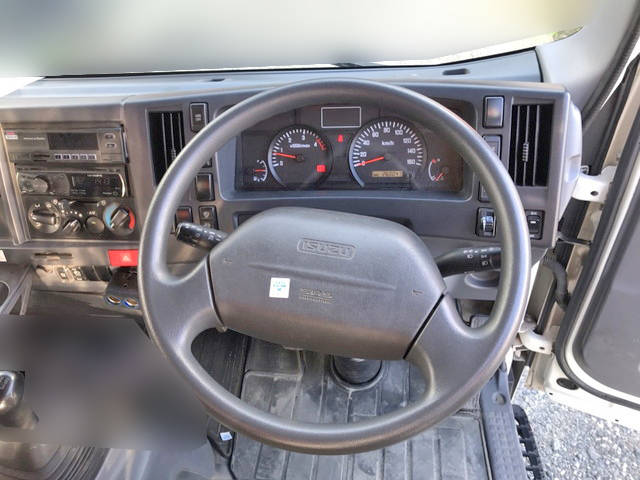 いすゞエルフアルミブロック小型（2t・3t）[写真17]