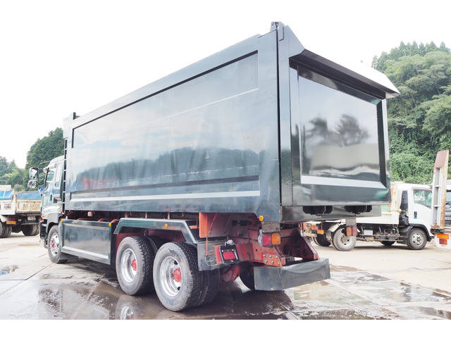 いすゞギガ深ダンプ（土砂禁ダンプ）大型（10t）[写真02]