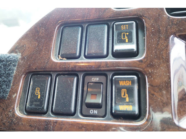 いすゞギガ深ダンプ（土砂禁ダンプ）大型（10t）[写真34]