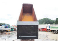 いすゞギガ深ダンプ（土砂禁ダンプ）大型（10t）[写真08]