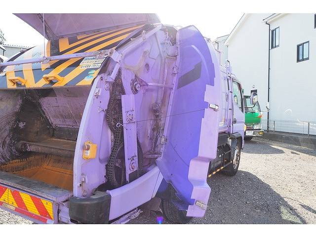 三菱ふそうキャンターパッカー車（塵芥車）小型（2t・3t）[写真09]