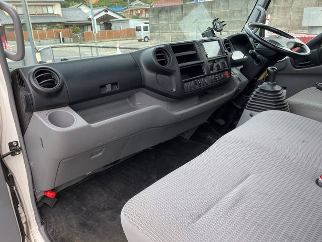 トヨタトヨエースセーフティローダー小型（2t・3t）[写真29]