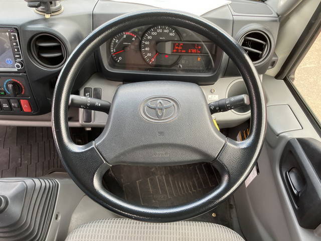 トヨタトヨエースセーフティローダー小型（2t・3t）[写真32]