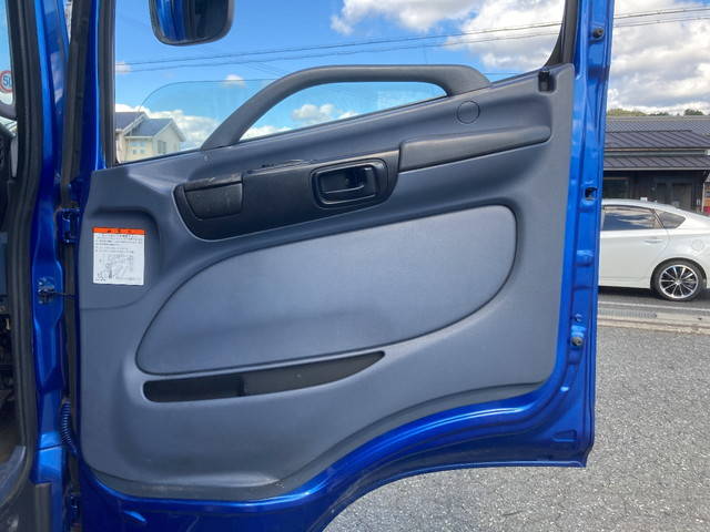 日野レンジャーアルミウイング中型（4t）[写真25]