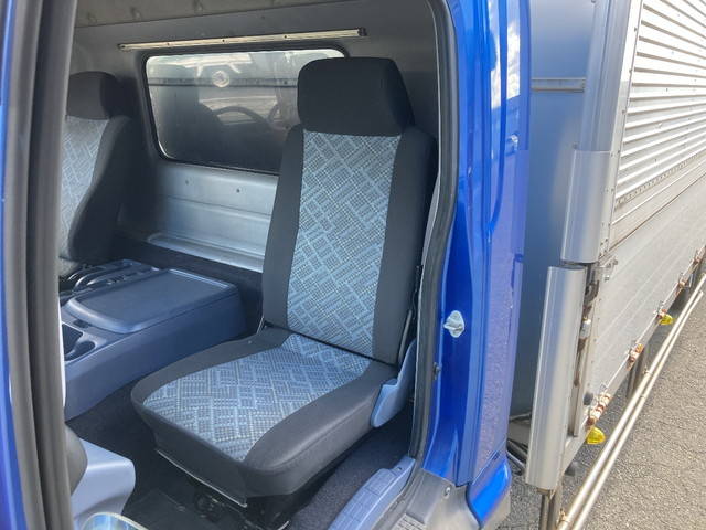 日野レンジャーアルミウイング中型（4t）[写真26]