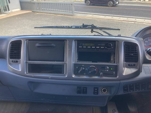 日野レンジャーアルミウイング中型（4t）[写真33]