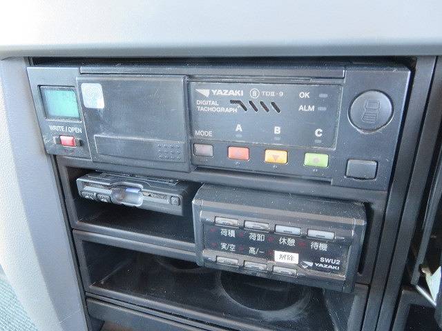 三菱ふそうファイターアルミブロック増トン（6t・8t）[写真18]