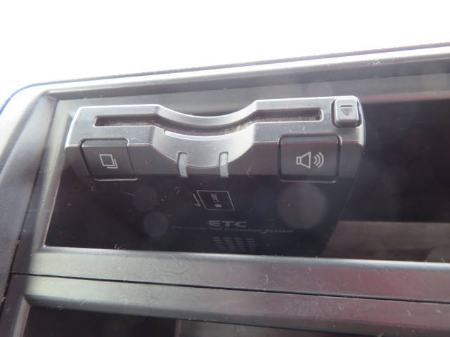 日野デュトロ平ボディ小型（2t・3t）[写真19]