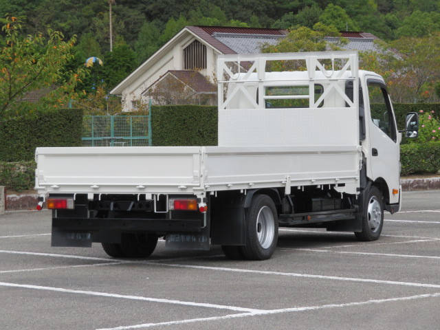 日野デュトロ平ボディ小型（2t・3t）[写真02]