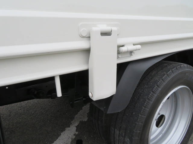 日野デュトロ平ボディ小型（2t・3t）[写真28]