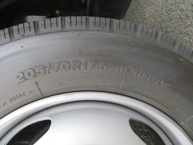 日野デュトロ平ボディ小型（2t・3t）[写真39]