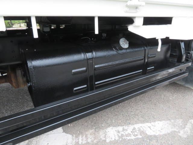 日野デュトロ平ボディ小型（2t・3t）[写真40]