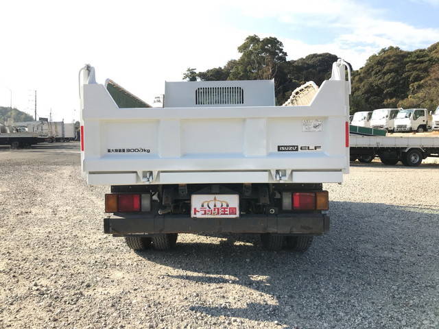 いすゞエルフダンプ小型（2t・3t）[写真09]