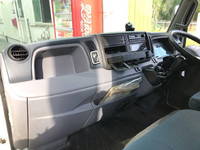 三菱ふそうキャンター冷凍車（冷蔵車）小型（2t・3t）[写真29]