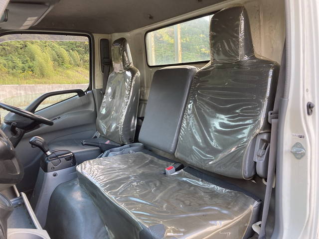 日野デュトロ平ボディ小型（2t・3t）[写真25]