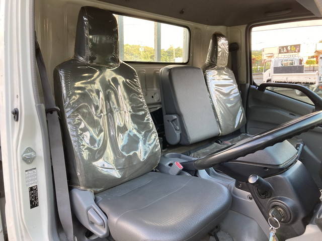 日野デュトロ平ボディ小型（2t・3t）[写真26]