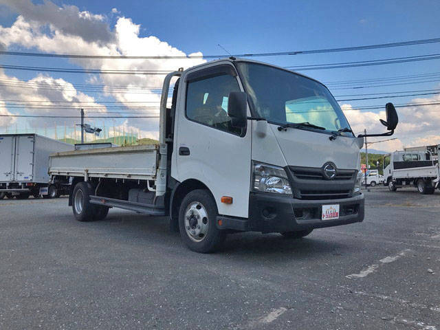 日野デュトロ平ボディ小型（2t・3t）[写真03]