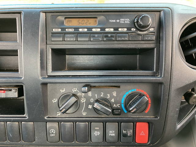 日野デュトロ平ボディ小型（2t・3t）[写真32]