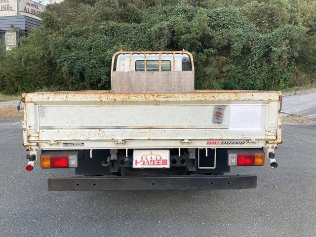 日野デュトロ平ボディ小型（2t・3t）[写真08]