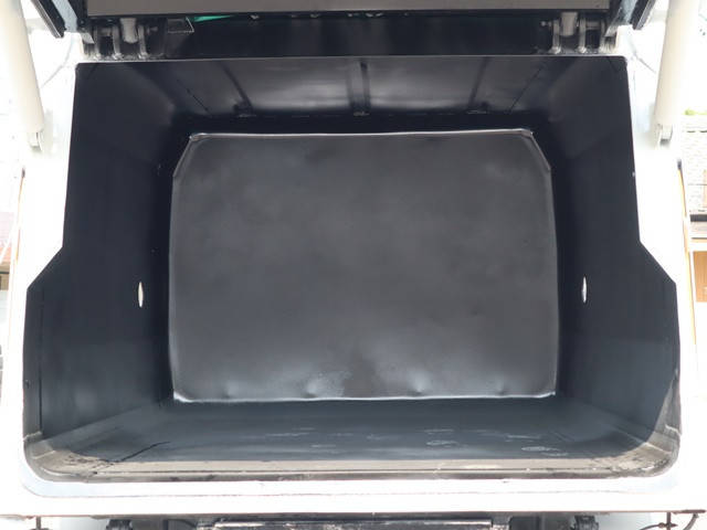 日野デュトロパッカー車（塵芥車）小型（2t・3t）[写真14]