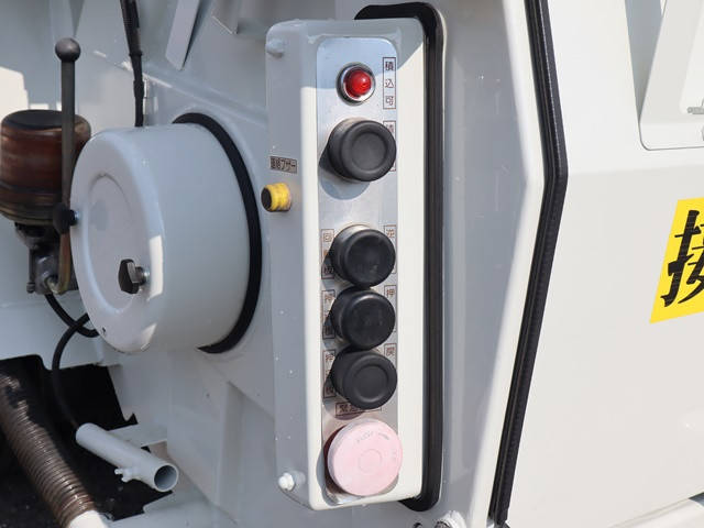 日野デュトロパッカー車（塵芥車）小型（2t・3t）[写真20]