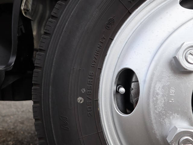 日野デュトロパッカー車（塵芥車）小型（2t・3t）[写真28]